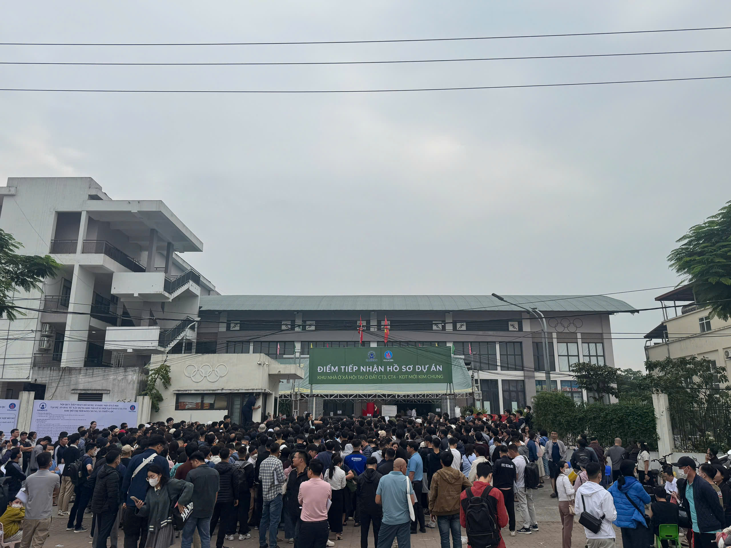 Yêu cầu các địa phương ngăn chặn bán suất ngoại giao nhà ở xã hội- Ảnh 2.