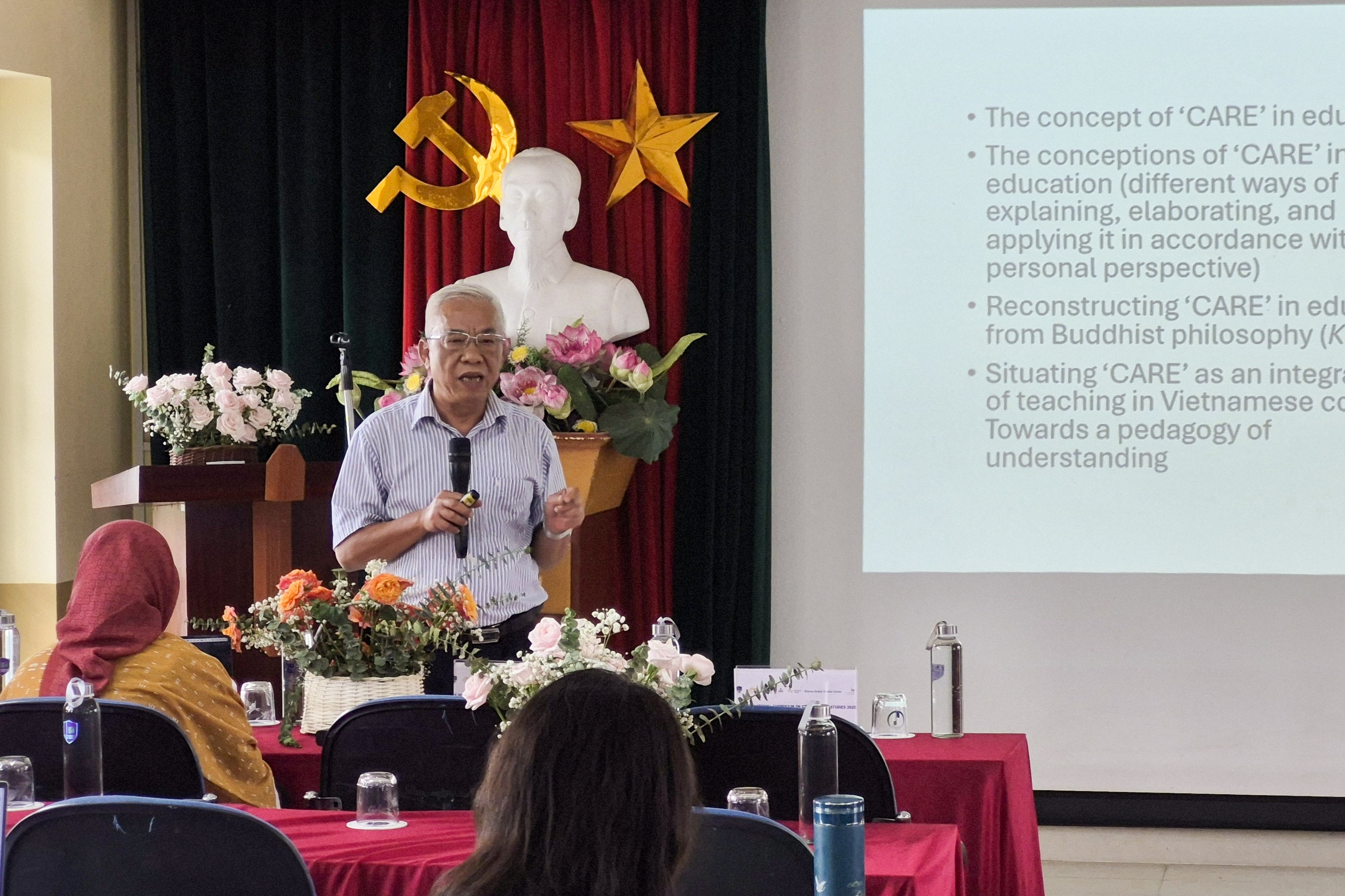 Mục tiêu của giáo dục: hạnh phúc hay tri thức? - Ảnh 1.