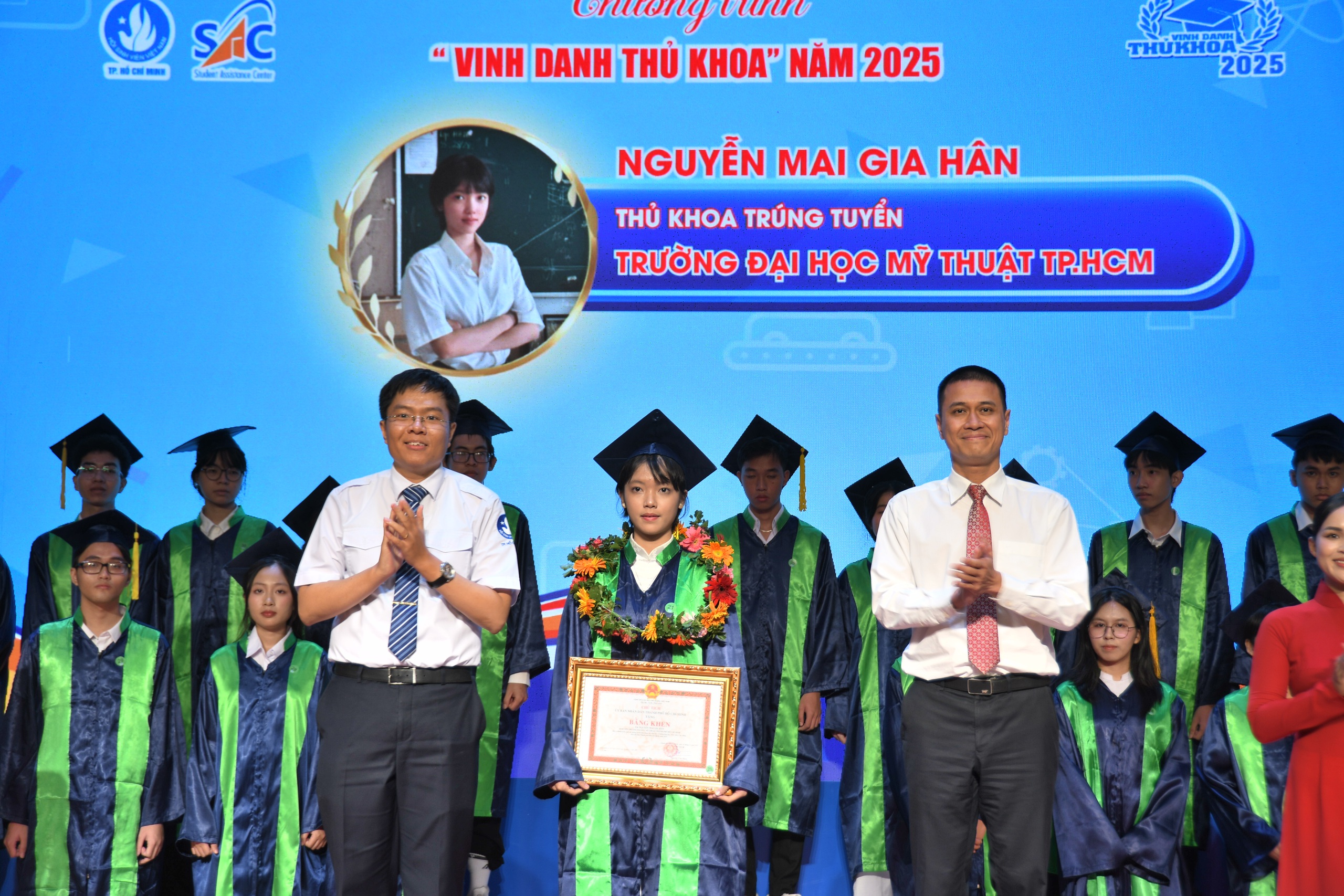 Thủ khoa sẽ có môi trường và chính sách tốt nhất để phát triển lâu dài - Ảnh 5.