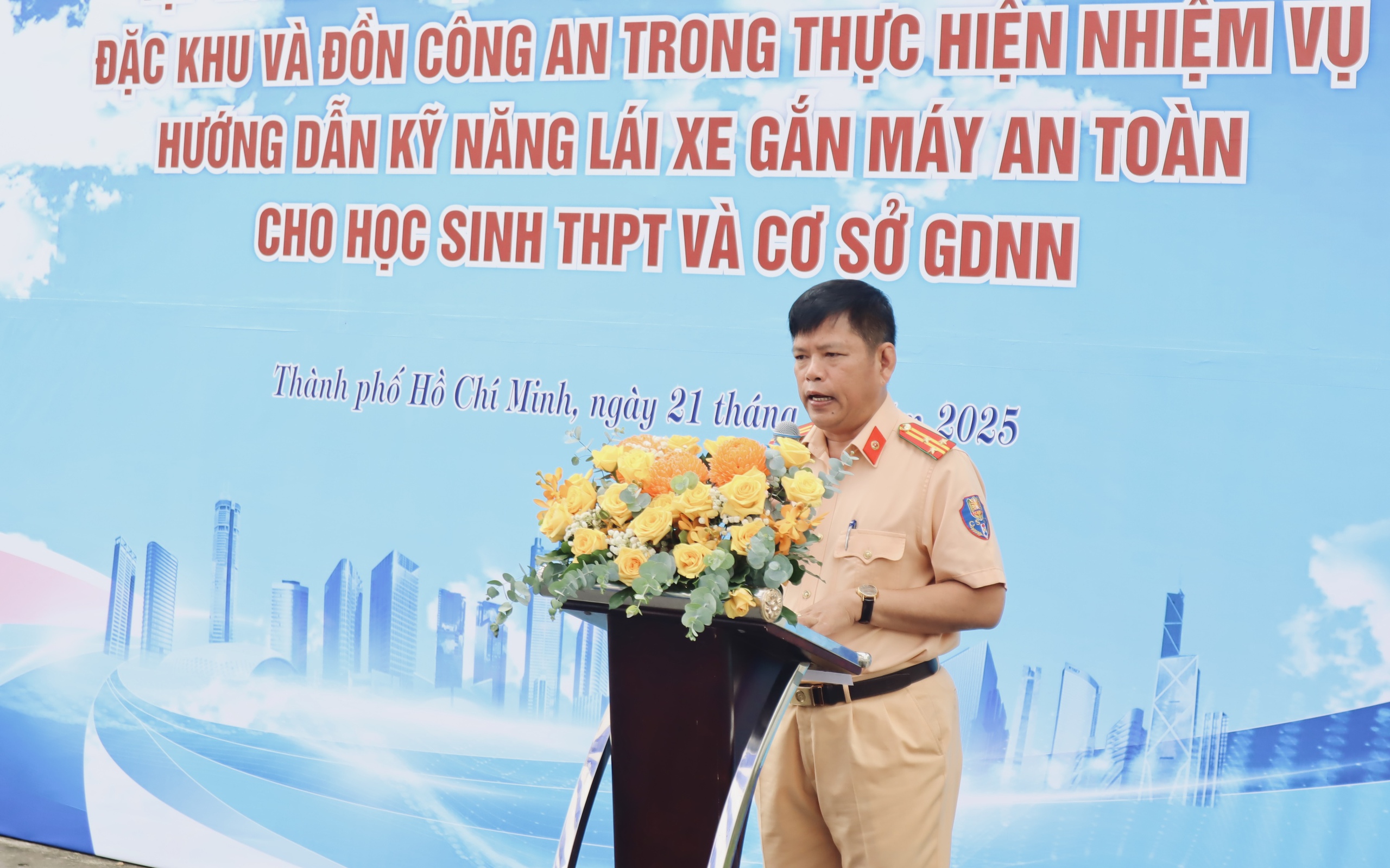 Gần 1.600 học sinh, sinh viên vi phạm giao thông ở TP.HCM: CSGT nói lý do- Ảnh 2.