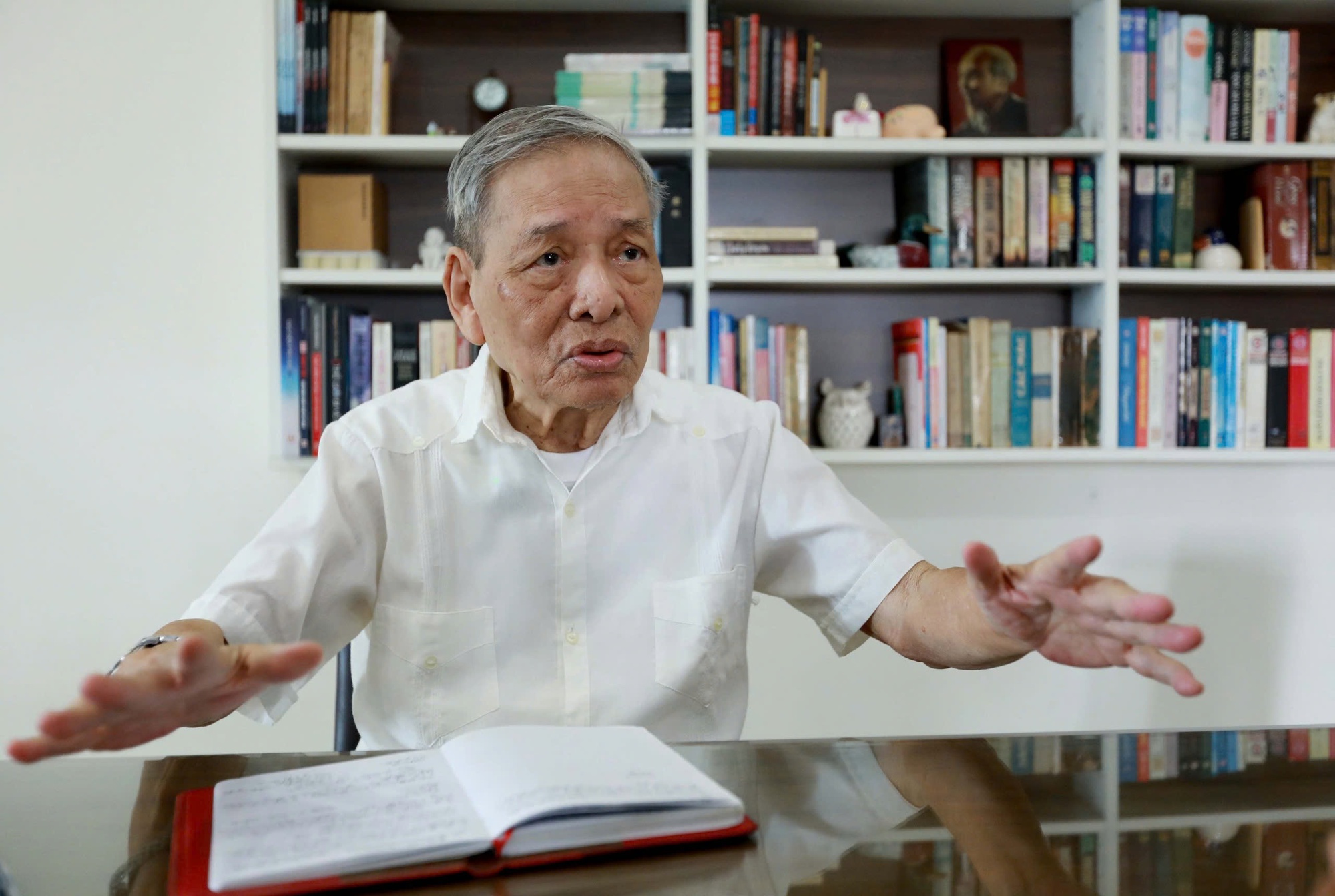 'Chào tự do' - bài hát ra đời từ địa ngục Côn Đảo- Ảnh 1. 'Chào tự do' - bài hát ra đời từ địa ngục Côn Đảo- Ảnh 1.