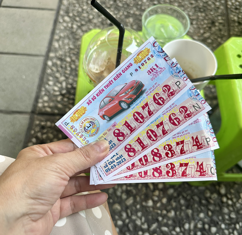 Buôn bán vỉa hè có thể vào 'khung'đóng thuế?- Ảnh 2.