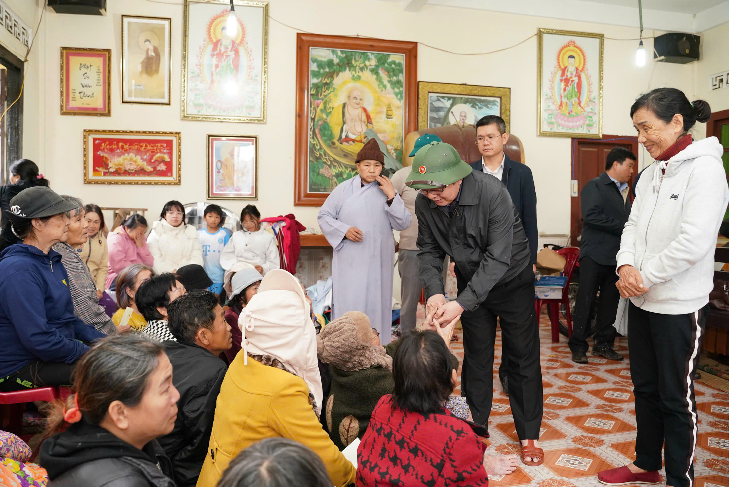 Phó thủ tướng Hồ Quốc Dũng: Trong 10 ngày phải thông đèo Mimosa sạt lở - Ảnh 6.