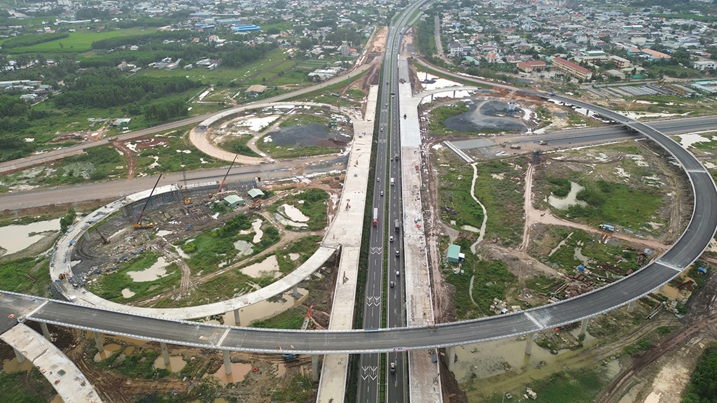 Cao tốc Biên Hòa - Vũng Tàu tăng tốc về đích - Ảnh 11.