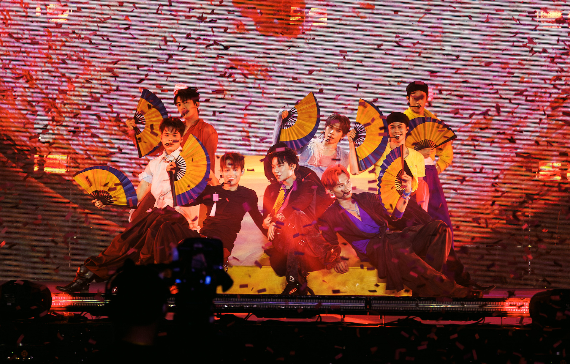 Lý do Soobin khóc nghẹn trên sóng truyền hình - Ảnh 1.