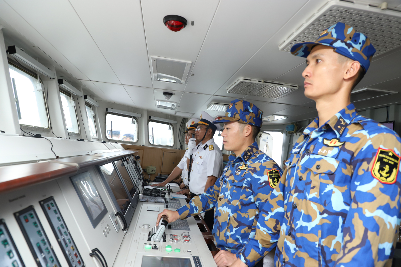 - Foto 3. - Ảnh 3.