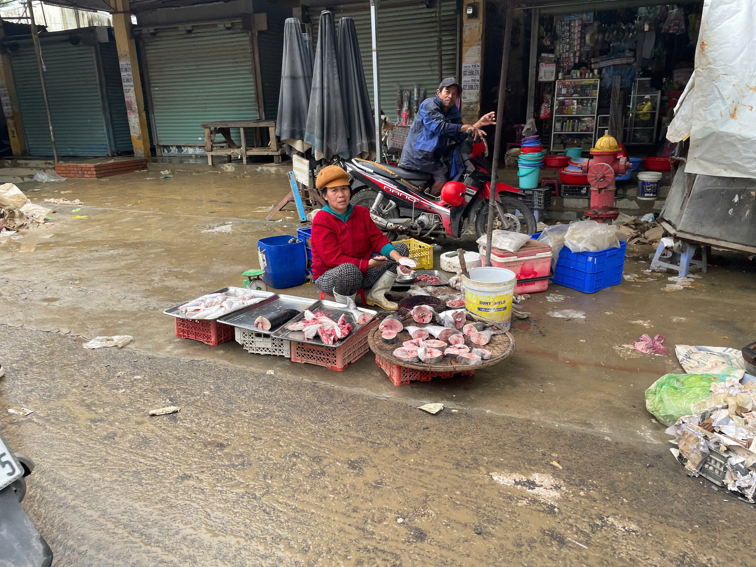 Người dân phố biển Nha Trang cần gì sau ngập lụt lịch sử?- Ảnh 6. Người dân phố biển Nha Trang cần gì sau ngập lụt lịch sử?- Ảnh 6.