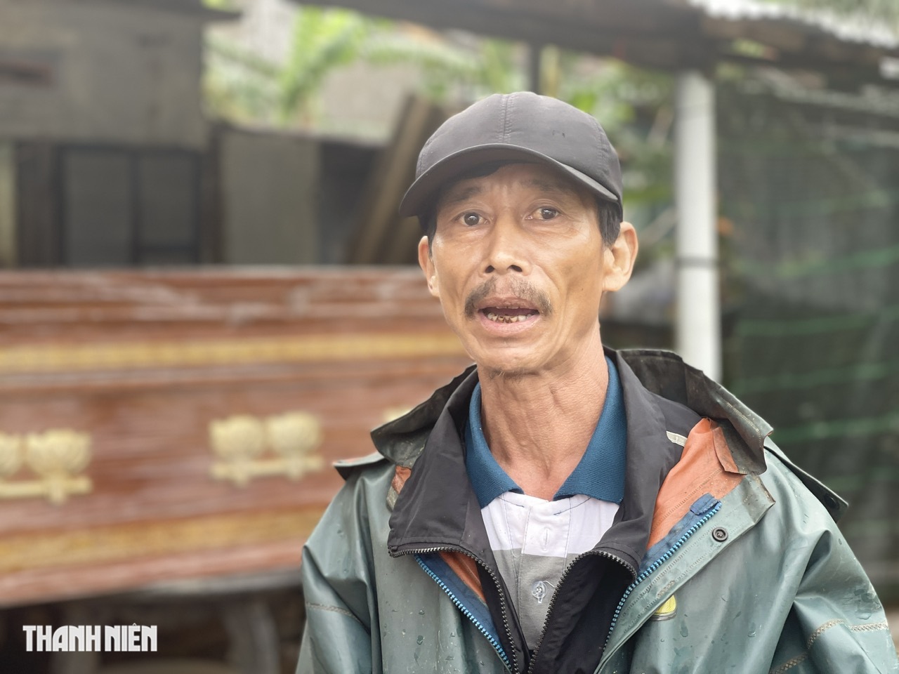 Quan tài của bà Cúc: Nỗi đau giữa biển nước tại Đắk Lắk - Ảnh 9.