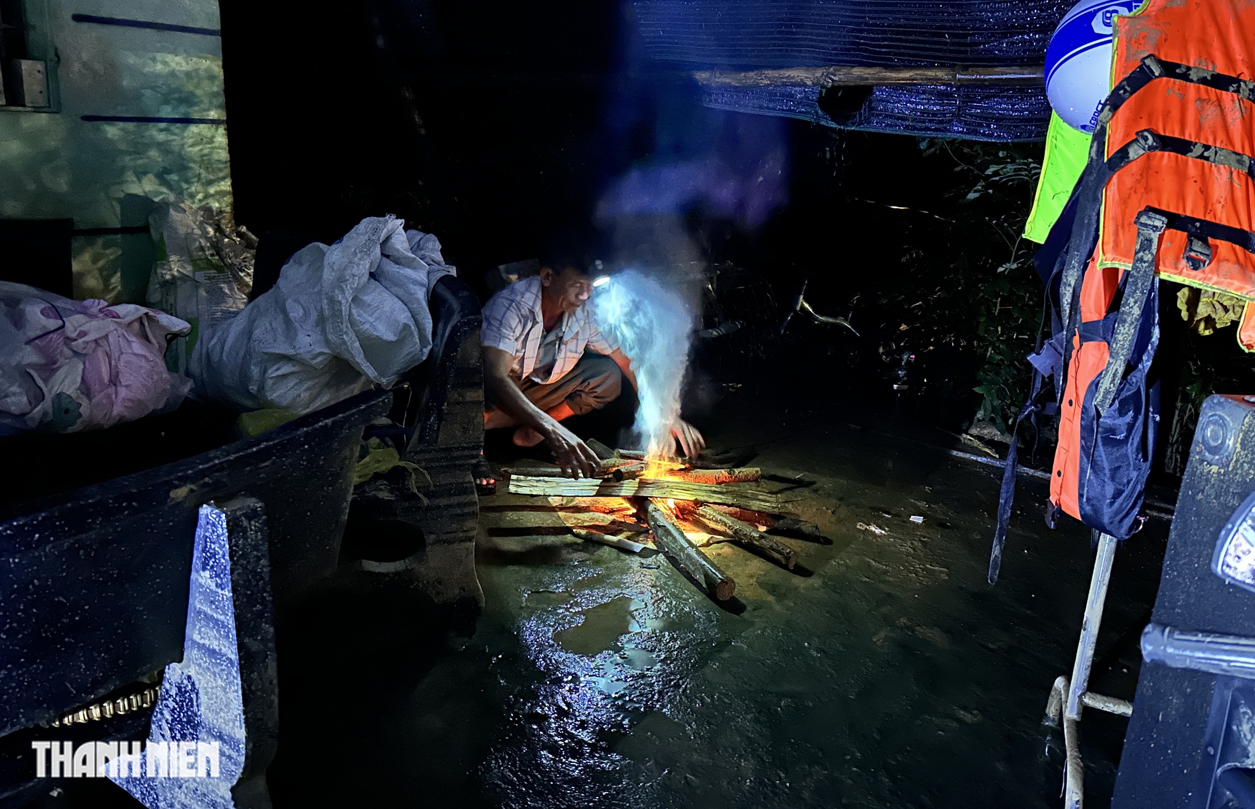 Rốn lũ xã Hòa Thịnh: Vật lộn cơ hàn sau những ngày lũ dữ- Ảnh 6.