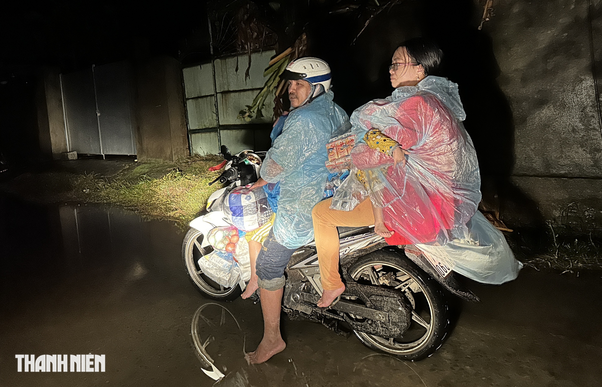 Rốn lũ xã Hòa Thịnh: Vật lộn cơ hàn sau những ngày lũ dữ- Ảnh 4.