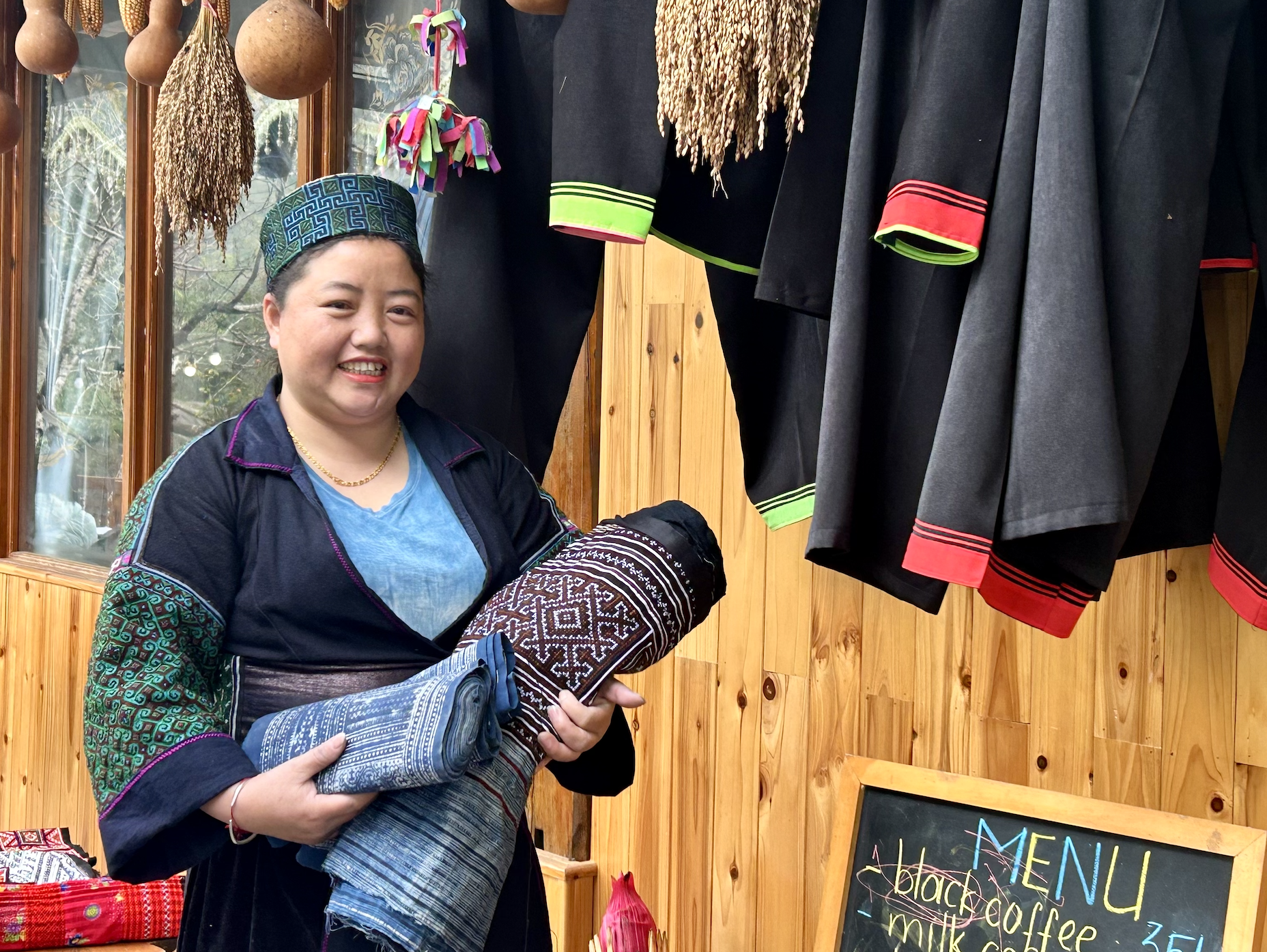 HTX Mường Hoa: Khởi nghiệp và chuyển đổi số từ giấc mơ của bà Sùng Thị Lan - Ảnh 1. HTX Mường Hoa: Khởi nghiệp và chuyển đổi số từ giấc mơ của bà Sùng Thị Lan - Ảnh 1.