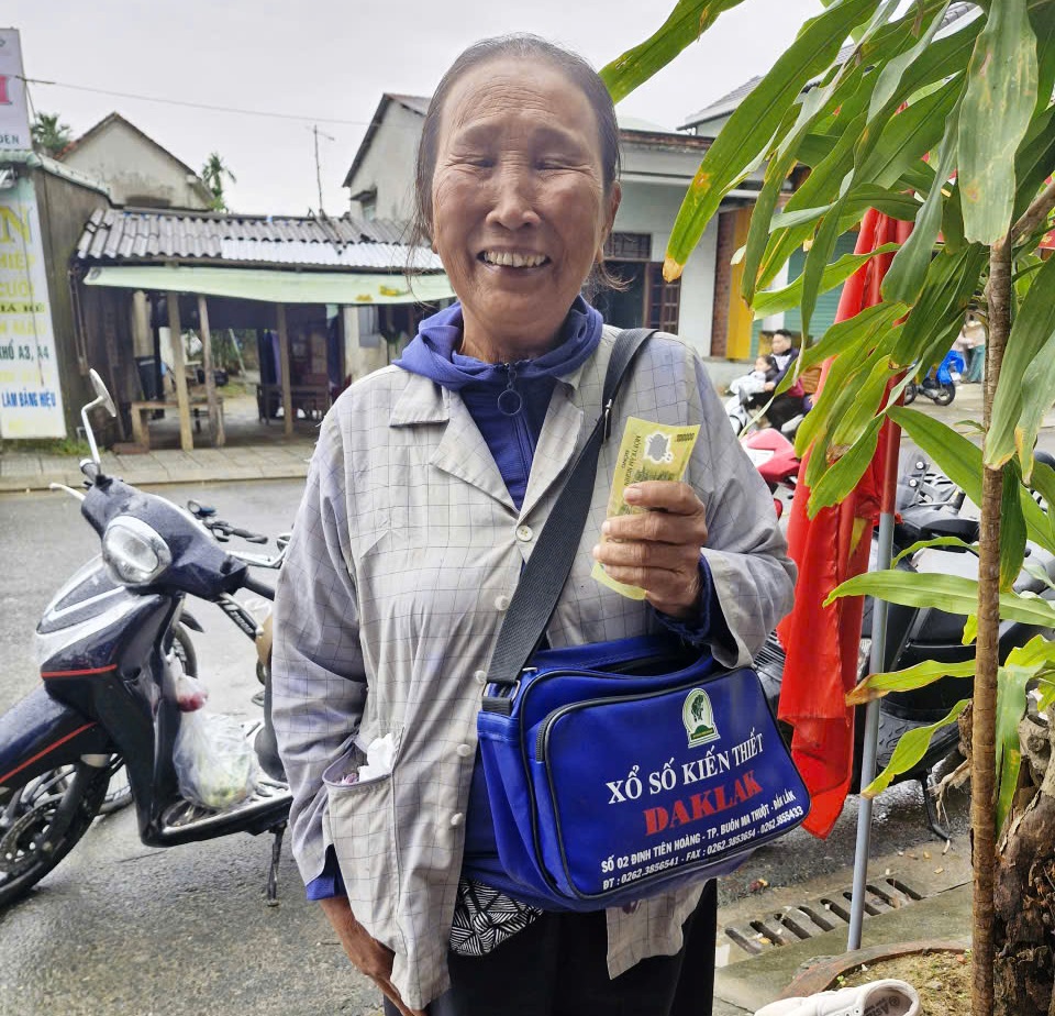 Người Đà Nẵng hướng về vùng lũ: Từ nơi nhận quà cứu trợ thành nơi sẻ chia - Ảnh 7.