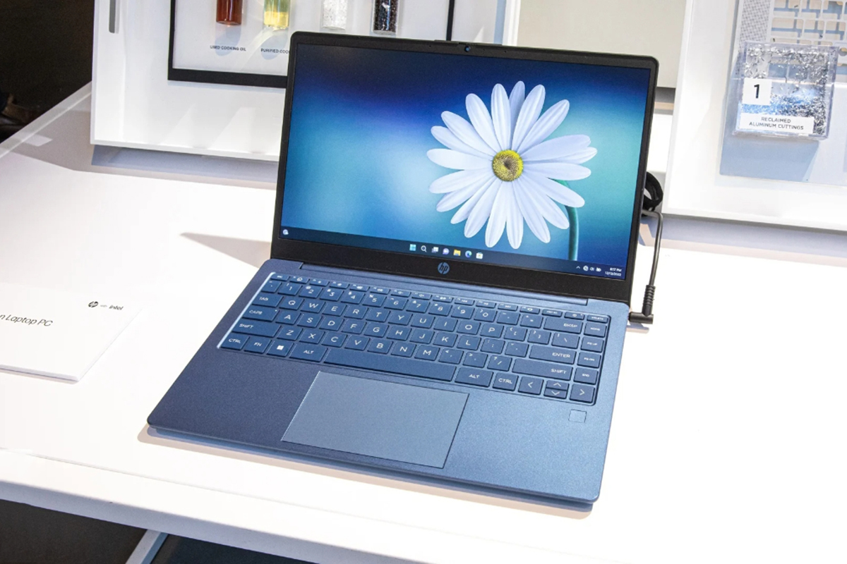 Máy tính HP 'vượt mặt' Apple và Dell về chỉ số hài lòng của khách hàng - Ảnh 1.