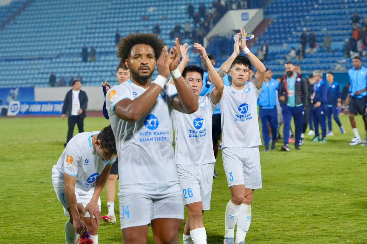 Xuân Son chơi hay trong ngày tái xuất tại Thiên Trường- Ảnh 1.