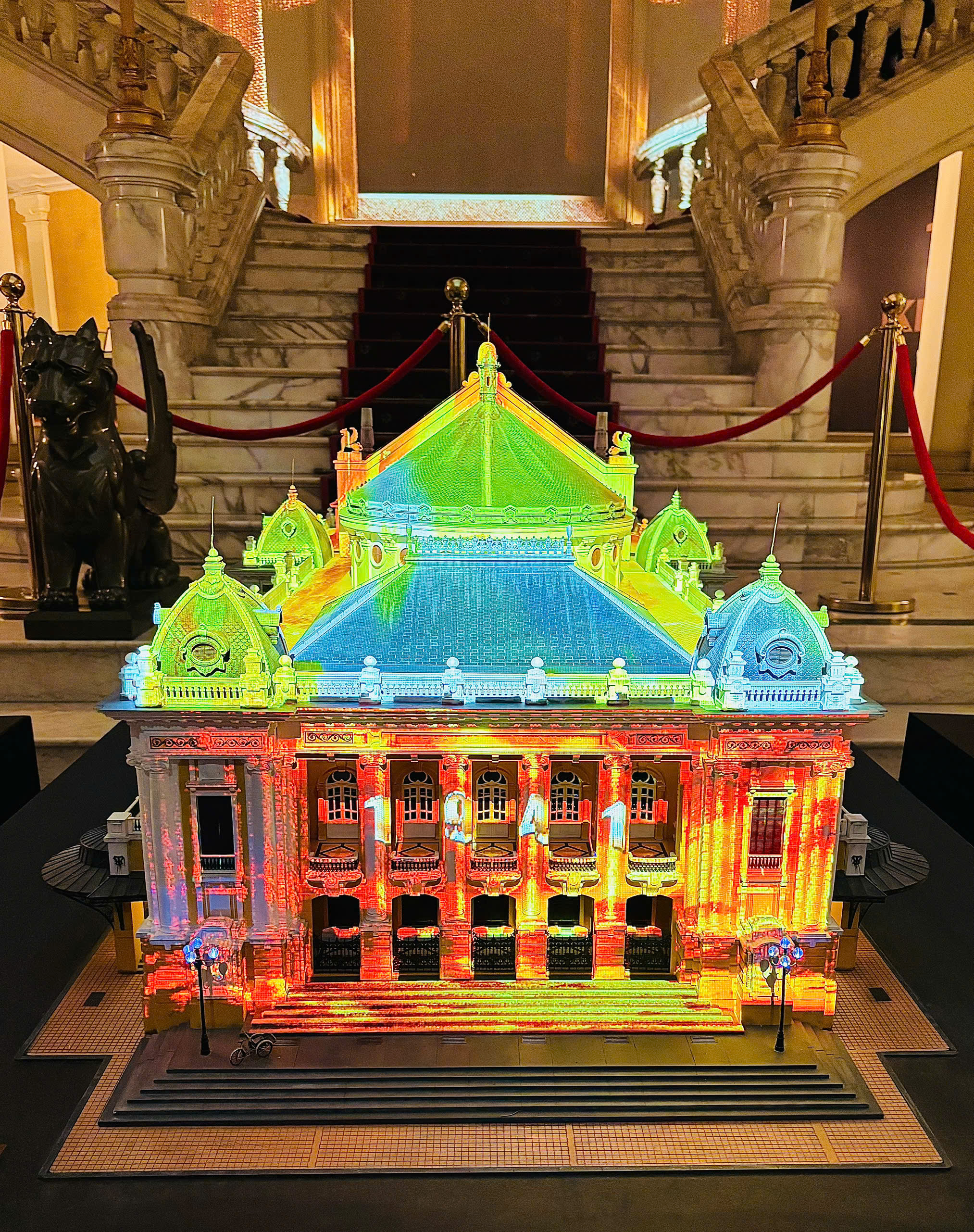 Nhà hát Lớn Hà Nội lộng lẫy với công nghệ 3d mapping kỷ niệm 115 năm tuổi - Ảnh 6.