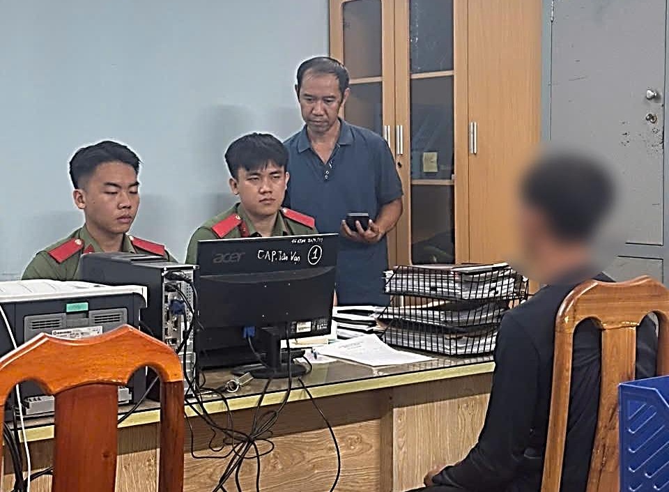 Đồng Nai: Lập biên bản người đưa tin thất thiệt 'lũ lụt làm ngập cầu Hóa An'- Ảnh 2.