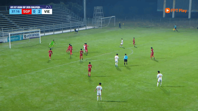 Thắng đậm Singapore, U.17 Việt Nam ra quân ấn tượng tại vòng loại châu Á - Ảnh 1.