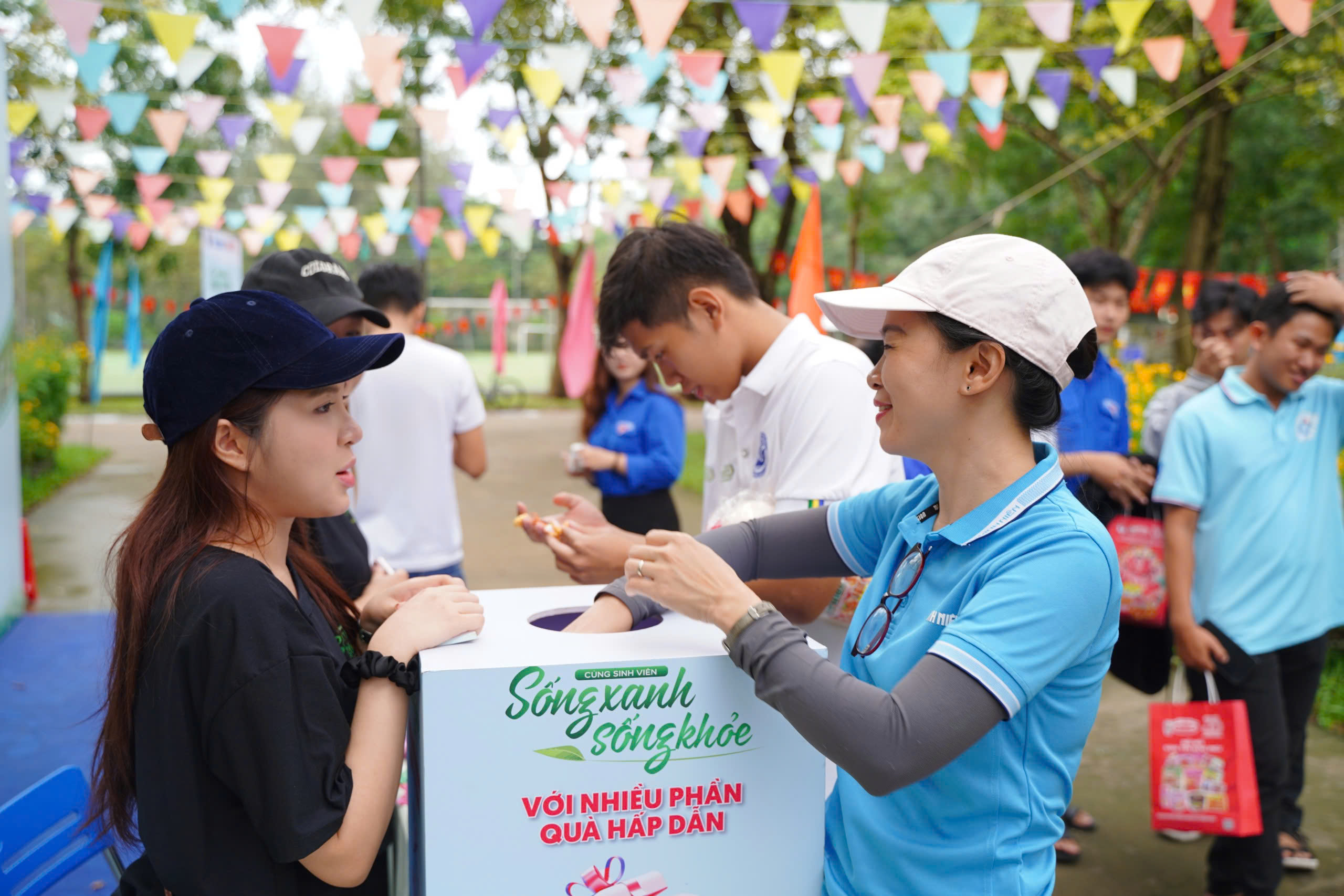 Ăn mì gói vẫn đủ dinh dưỡng, sống xanh bền vững: Bí quyết là gì? - Ảnh 6.