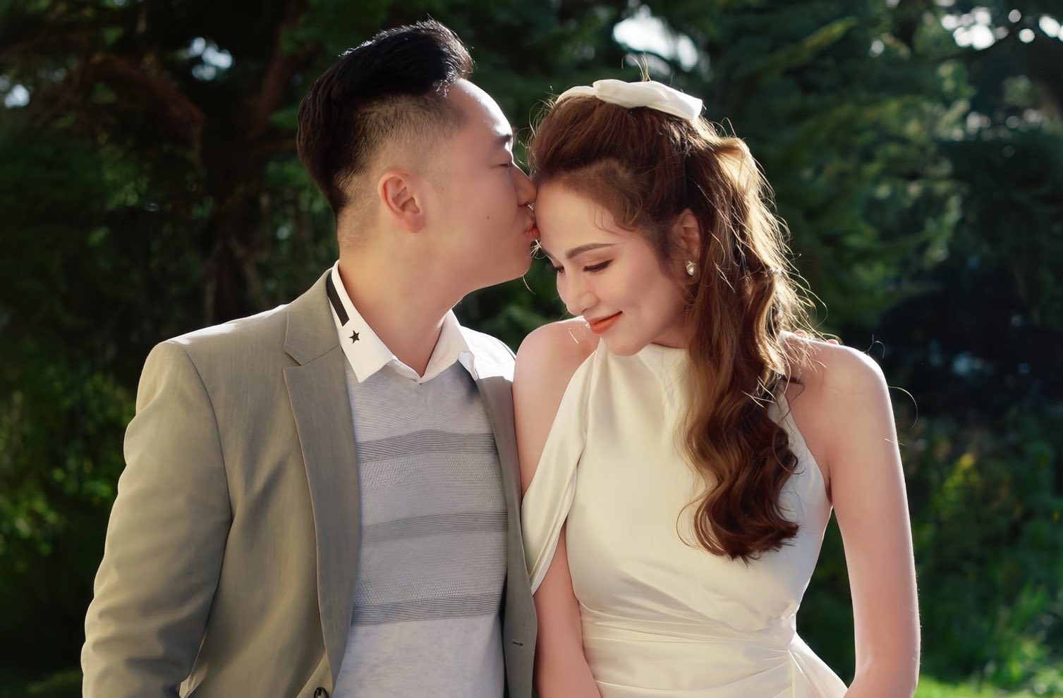 Hoa hậu Diễm Hương đón tin vui ở tuổi 35 - Ảnh 1.