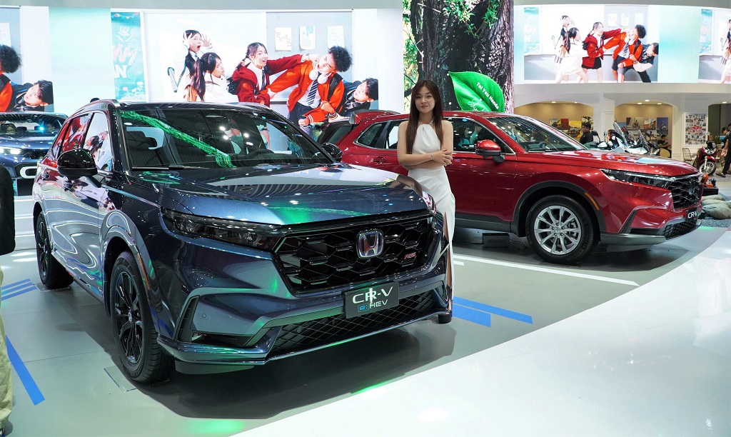 Sắp chuyển sang lắp ráp, Honda CR-V e:HEV nhập Thái Lan bán ‘kèm lạc’ 80 triệu đồng- Ảnh 3. Sắp chuyển sang lắp ráp, Honda CR-V e:HEV nhập Thái Lan bán ‘kèm lạc’ 80 triệu đồng- Ảnh 3.