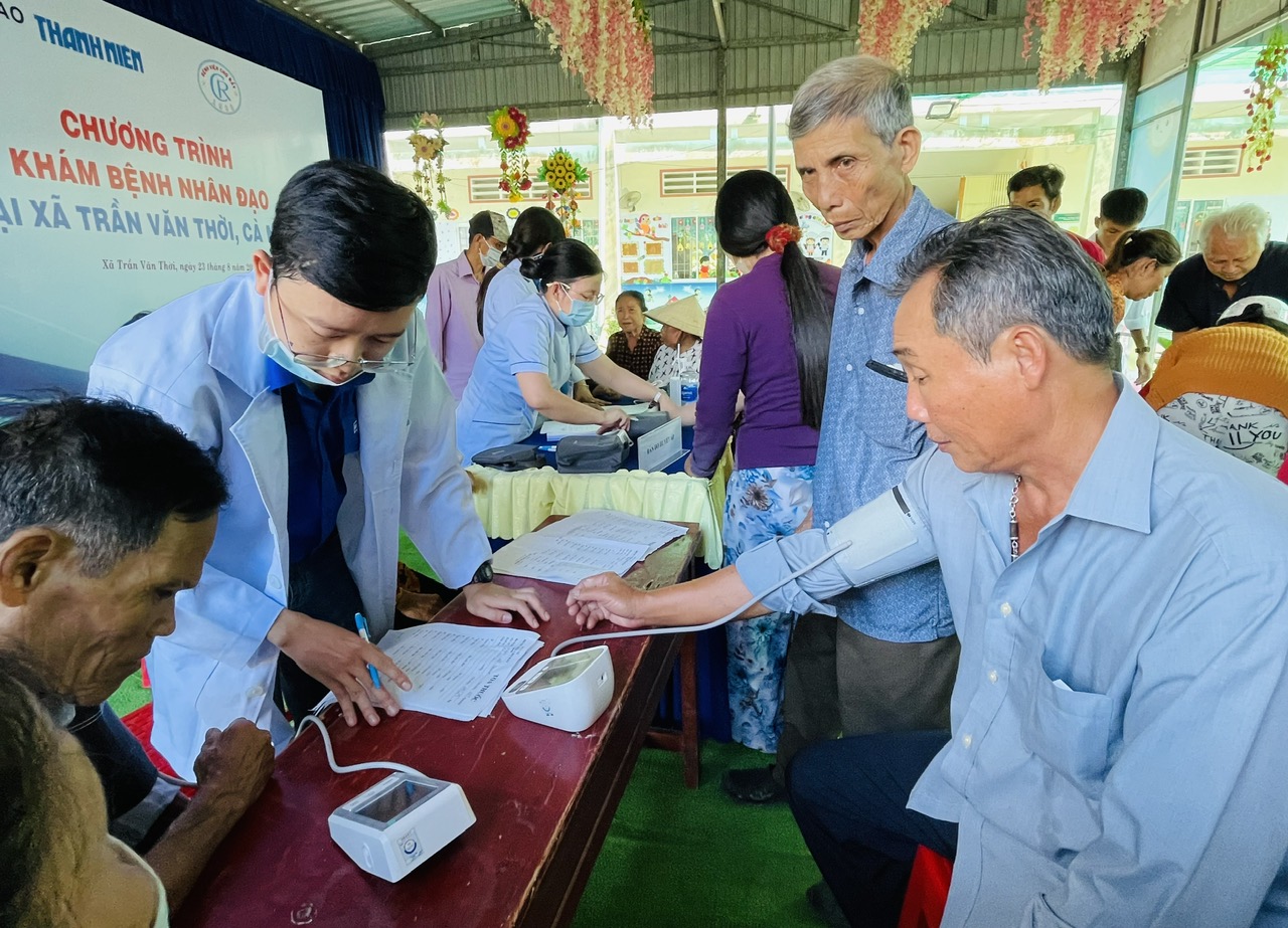 Báo động người trẻ Việt mắc bệnh tăng huyết áp ngày càng nhiều- Ảnh 2.
