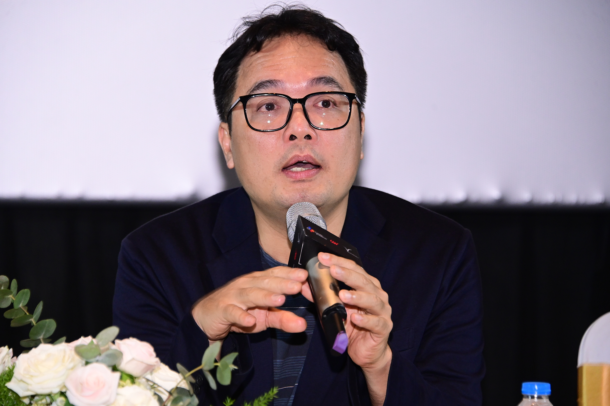 Phan Đăng Di: Đạo diễn không chịu trách nhiệm cho cuộc đời diễn viên đóng 'cảnh nóng'- Ảnh 1.