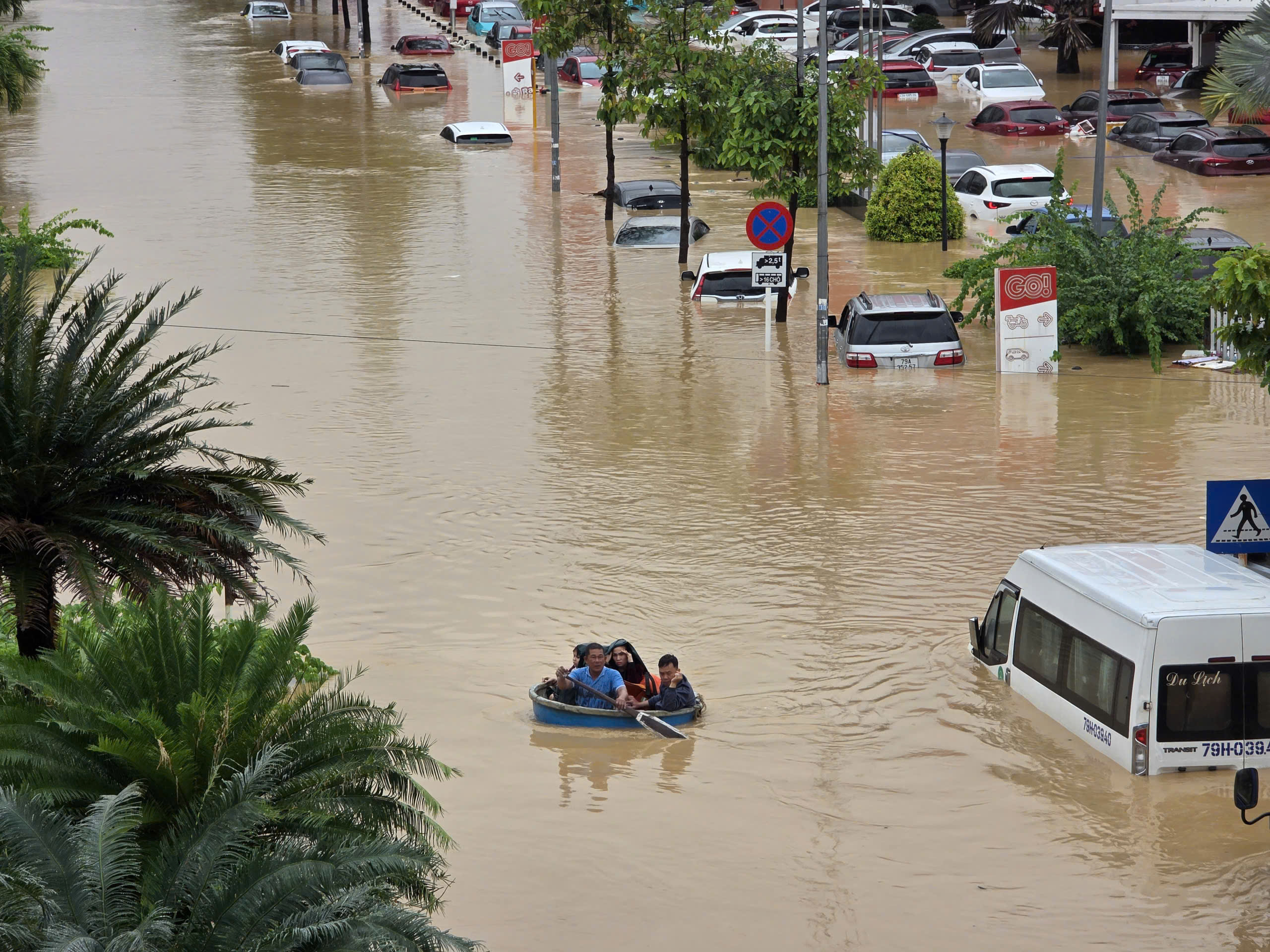 Khánh Hòa hỗ trợ 60 triệu đồng/hộ bị sập nhà- Ảnh 1.