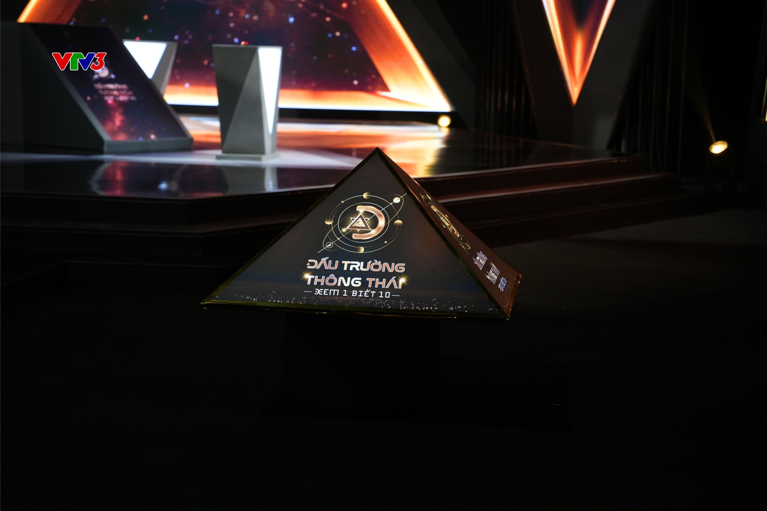 Các cựu 'nhà leo núi' tái xuất trong gameshow mới 'Đấu trường thông thái'- Ảnh 1.