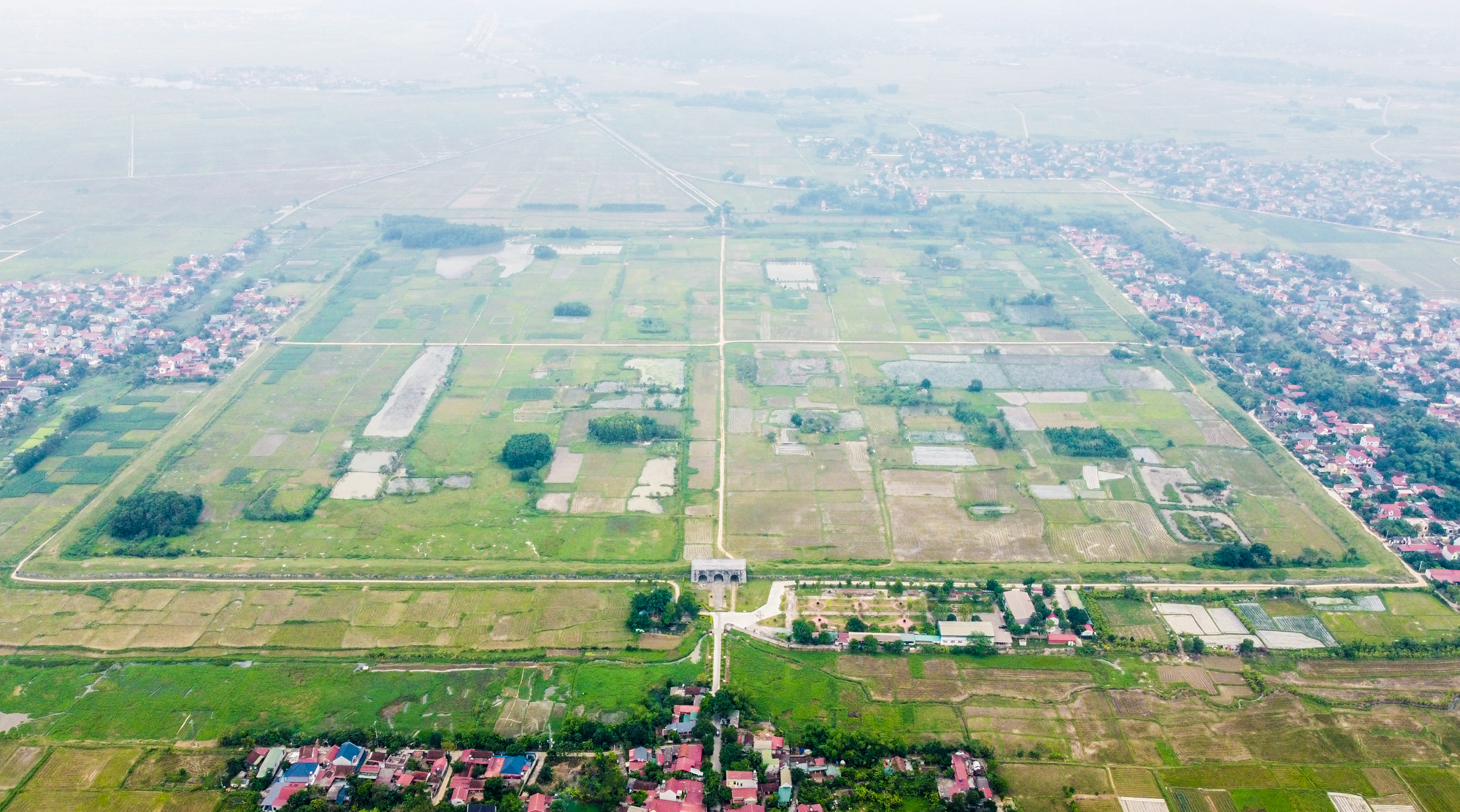 Khám phá Vẻ đẹp rêu phong của Thành Nhà Hồ 600 năm tuổi tại Thanh Hóa - Ảnh 2.