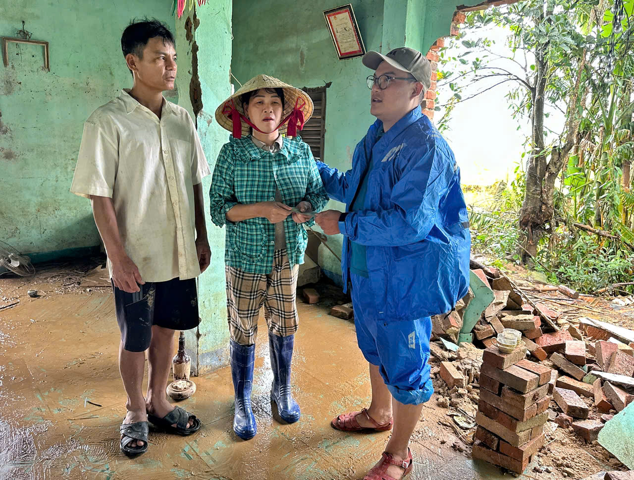 Rốn lũ Đắk Lắk gượng dậy trong vòng tay nghĩa tình sau thiên tai tàn phá - Ảnh 6.