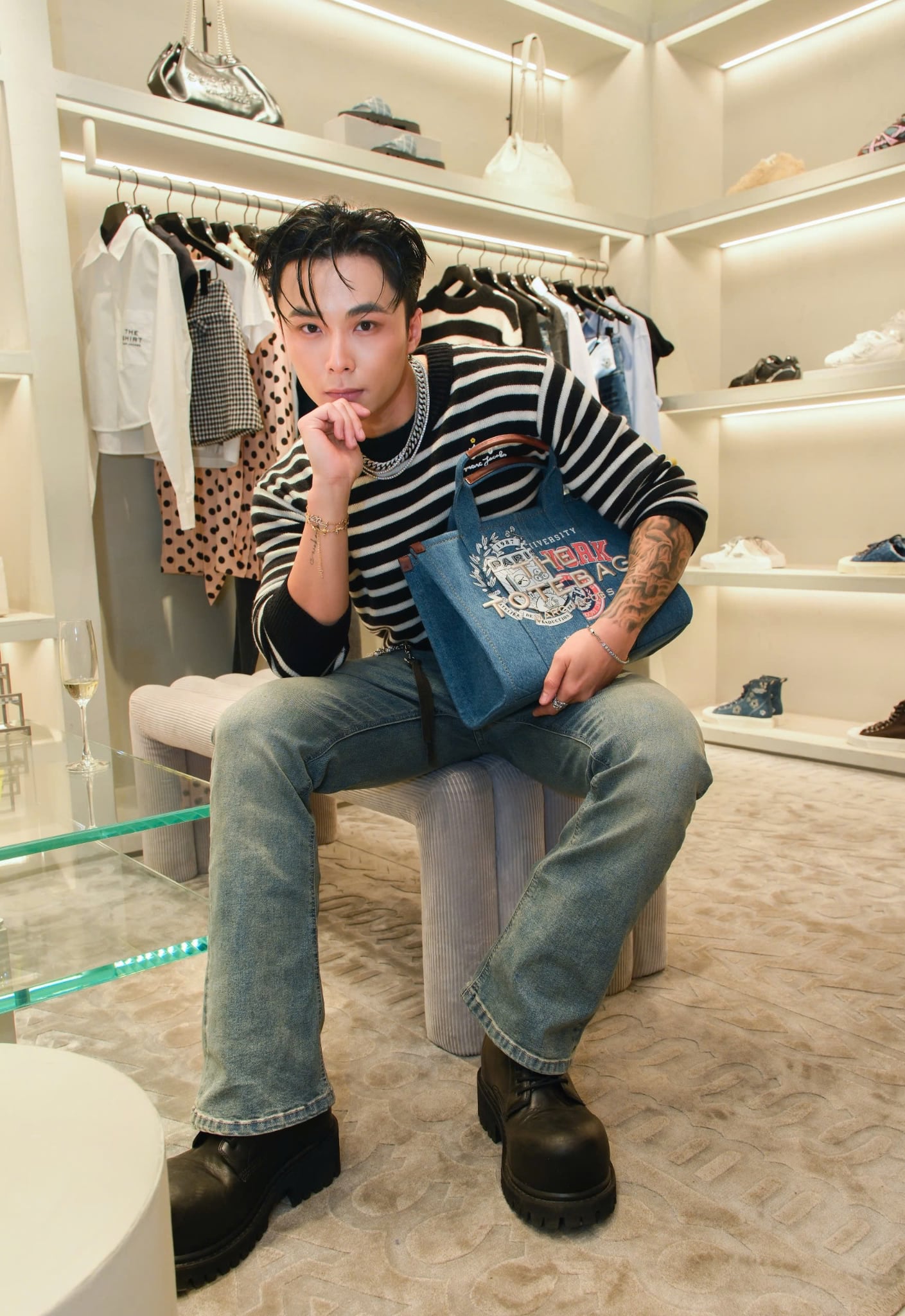 'Em xinh' Ngô Lan Hương khác lạ, tiết lộ lý do đi tầm soát ung thư - Ảnh 4.