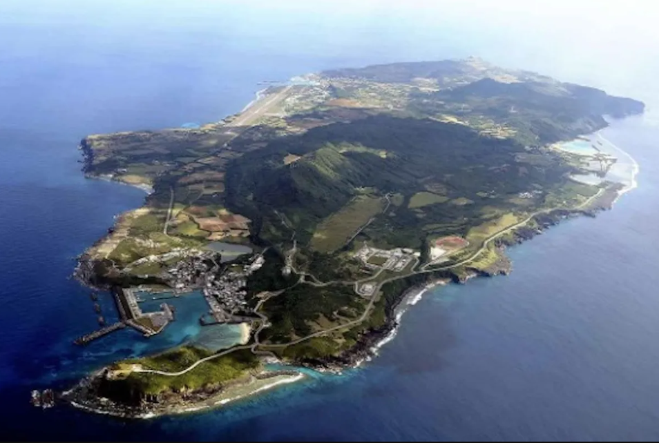 Nhật Bản xuất kích máy bay khi phát hiện UAV Trung Quốc gần đảo sát Đài Loan - Ảnh 1.