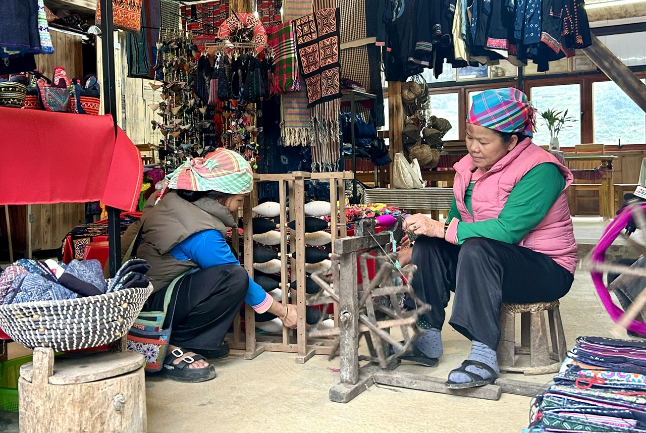 HTX Mường Hoa: Khởi nghiệp và chuyển đổi số từ giấc mơ của bà Sùng Thị Lan - Ảnh 3. HTX Mường Hoa: Khởi nghiệp và chuyển đổi số từ giấc mơ của bà Sùng Thị Lan - Ảnh 3.