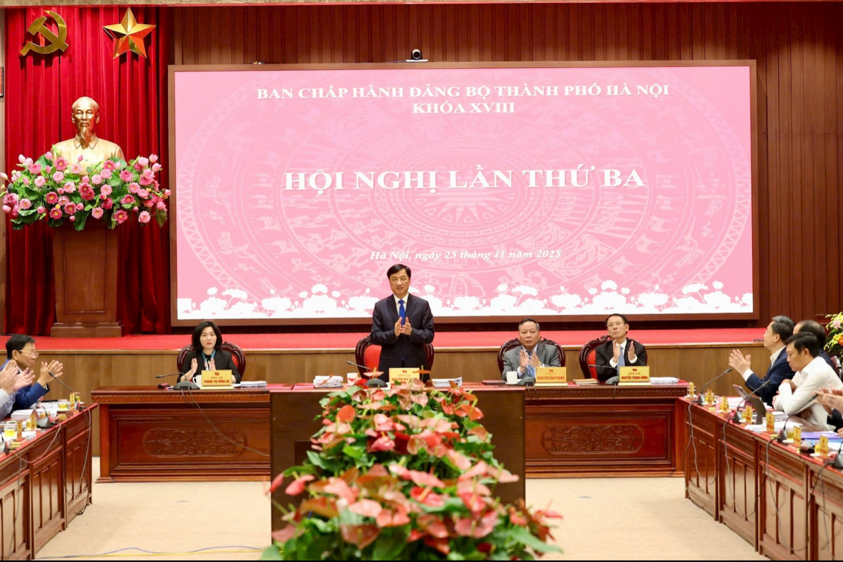 Hà Nội xây dựng đề án tổng thể khắc phục 5 'điểm nghẽn' - Ảnh 1.