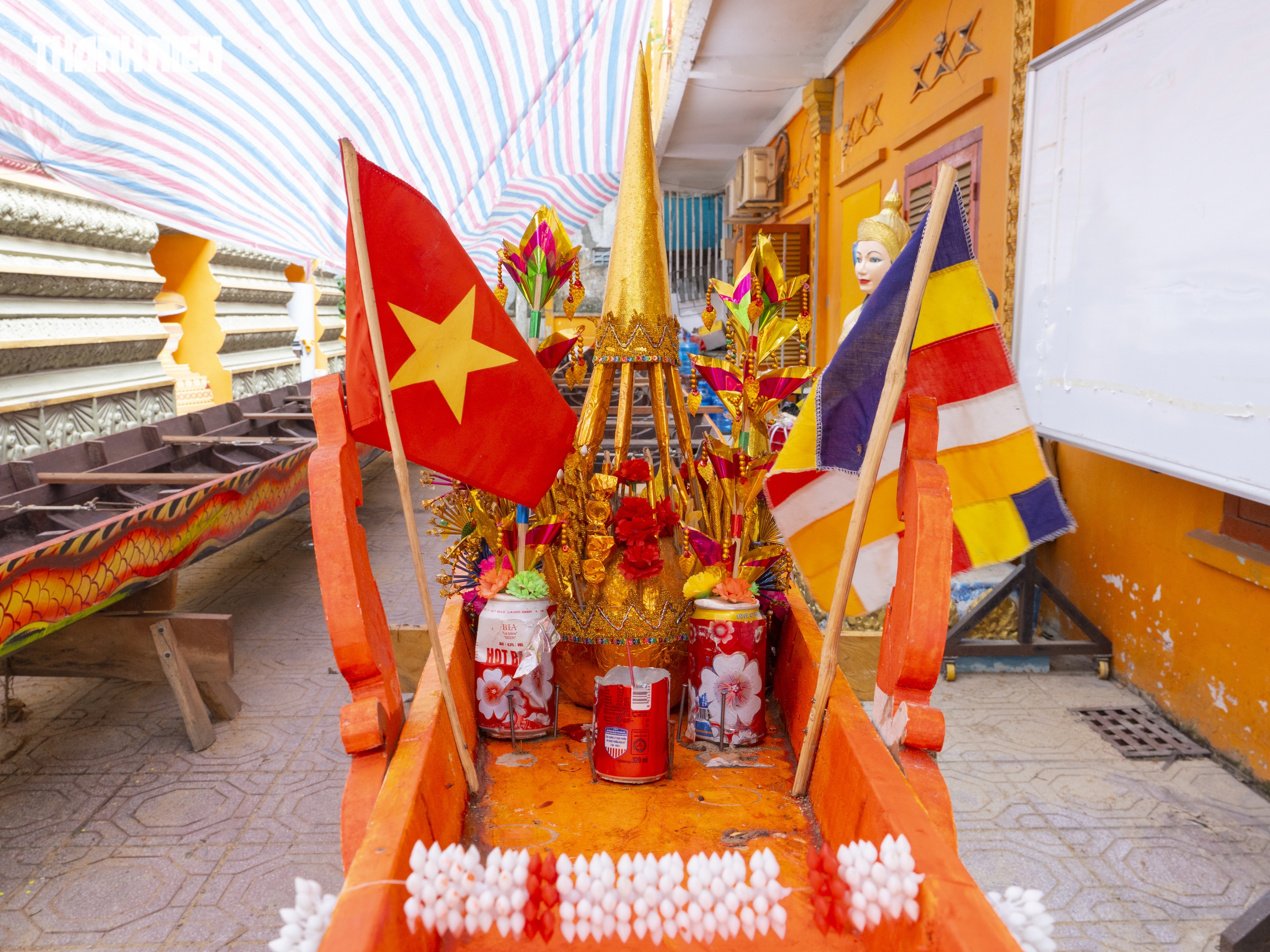 Độc đáo những chiếc ghe Ngo chỉ xuất hiện 1 lần mỗi năm trên kênh Nhiêu Lộc - Ảnh 4.