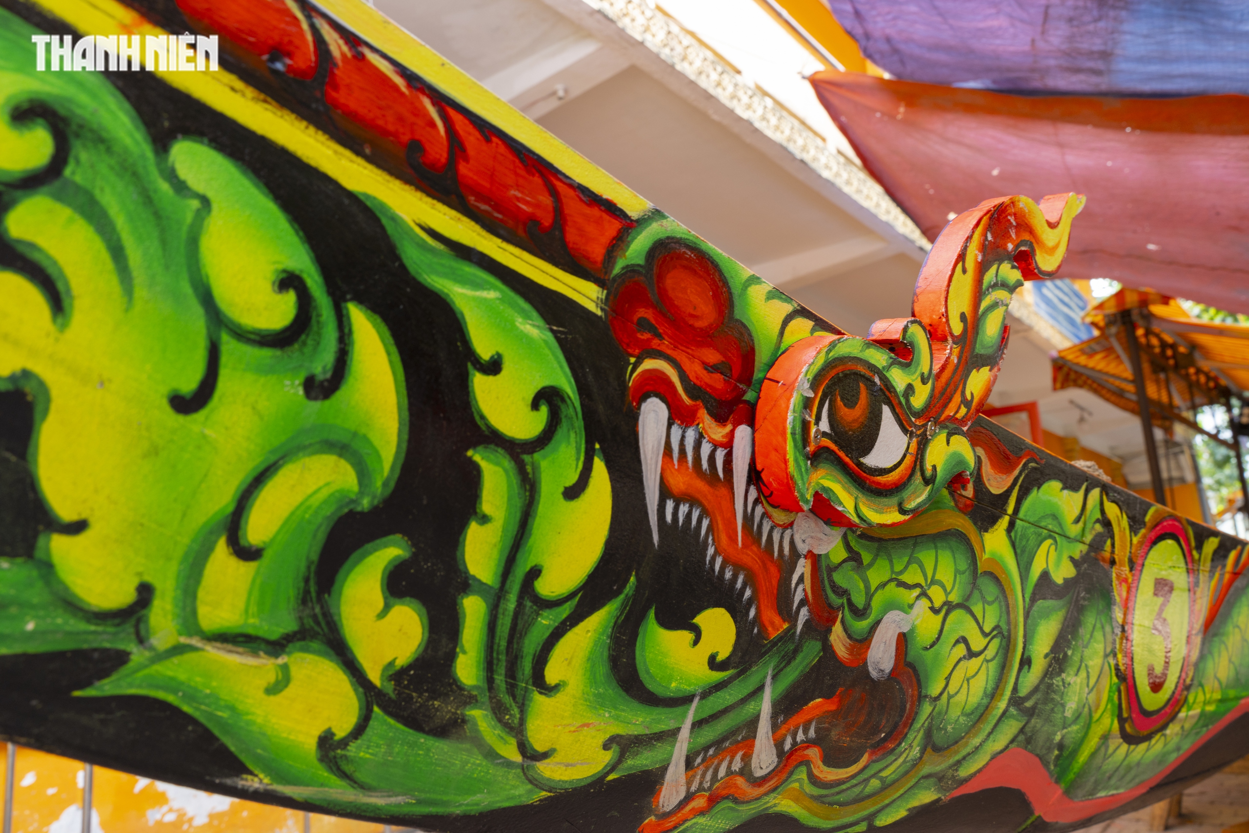 Độc đáo những chiếc ghe Ngo chỉ xuất hiện 1 lần mỗi năm trên kênh Nhiêu Lộc - Ảnh 2.