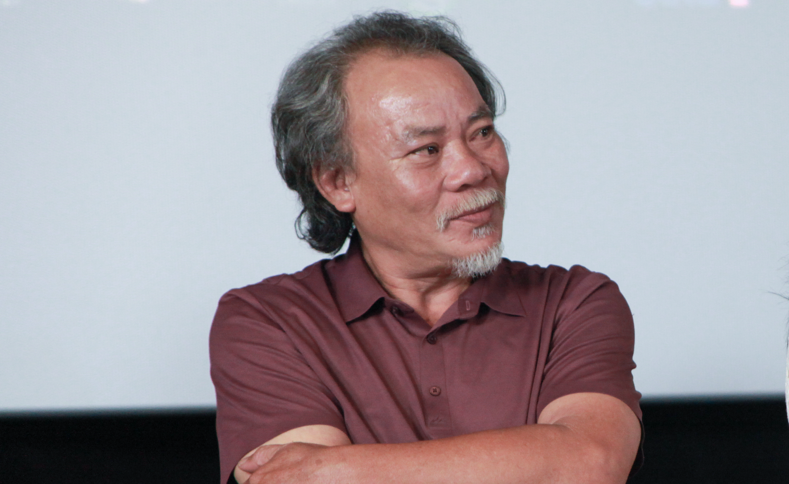 Nghệ sĩ Phương Bình day dứt vì sống xa vợ hơn 30 năm vì mê nghệ thuật - Ảnh 1.