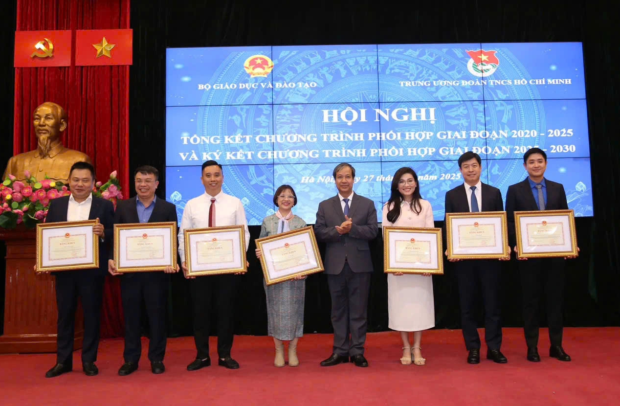 T.Ư Đoàn và Bộ GD-ĐT không chỉ chung đối tượng mà còn chung trách nhiệm - Ảnh 5.