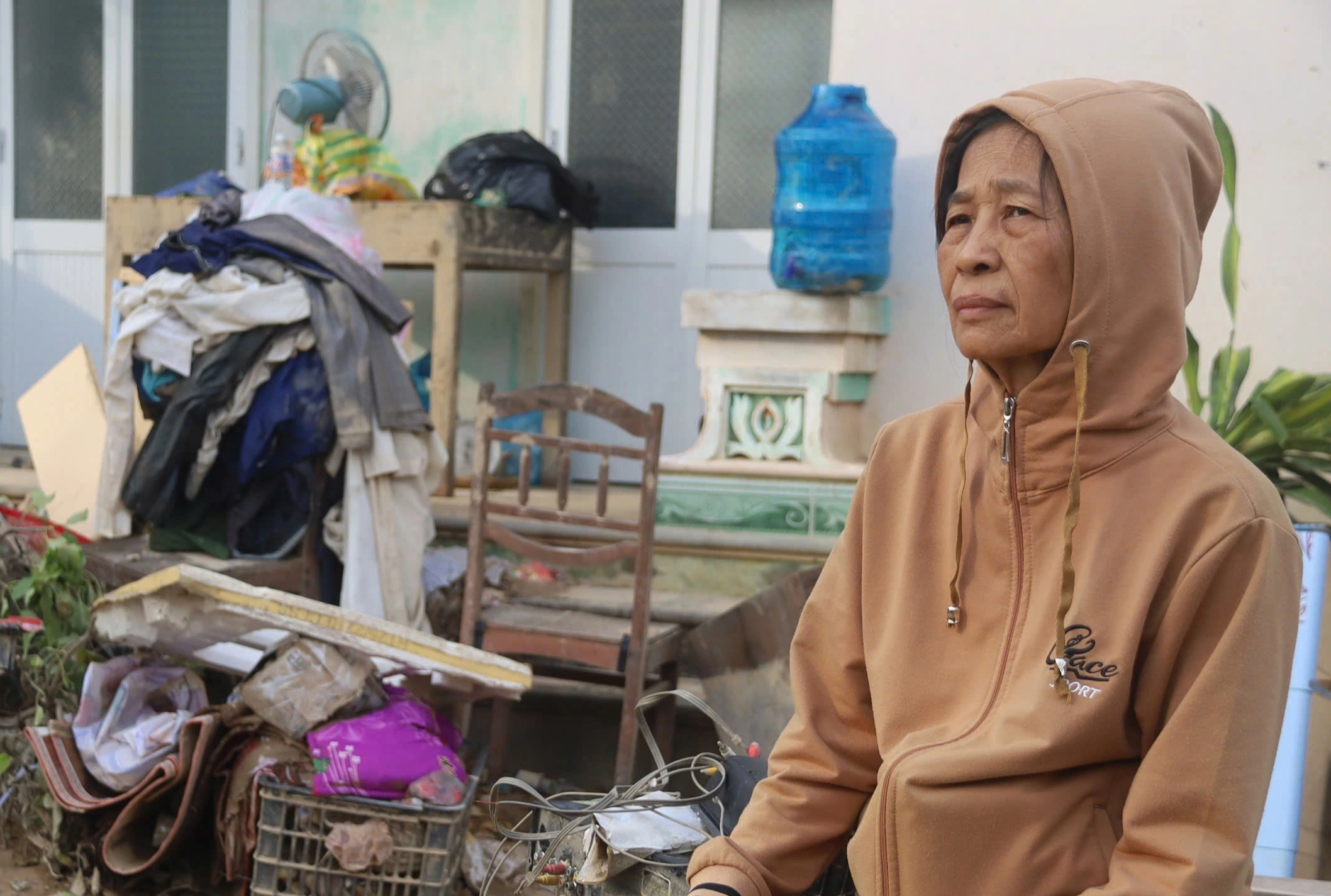 Trước bão số 15: 'Việc khổng lồ chỉ quân đội mới làm nổi'- Ảnh 3. Trước bão số 15: 'Việc khổng lồ chỉ quân đội mới làm nổi'- Ảnh 3.