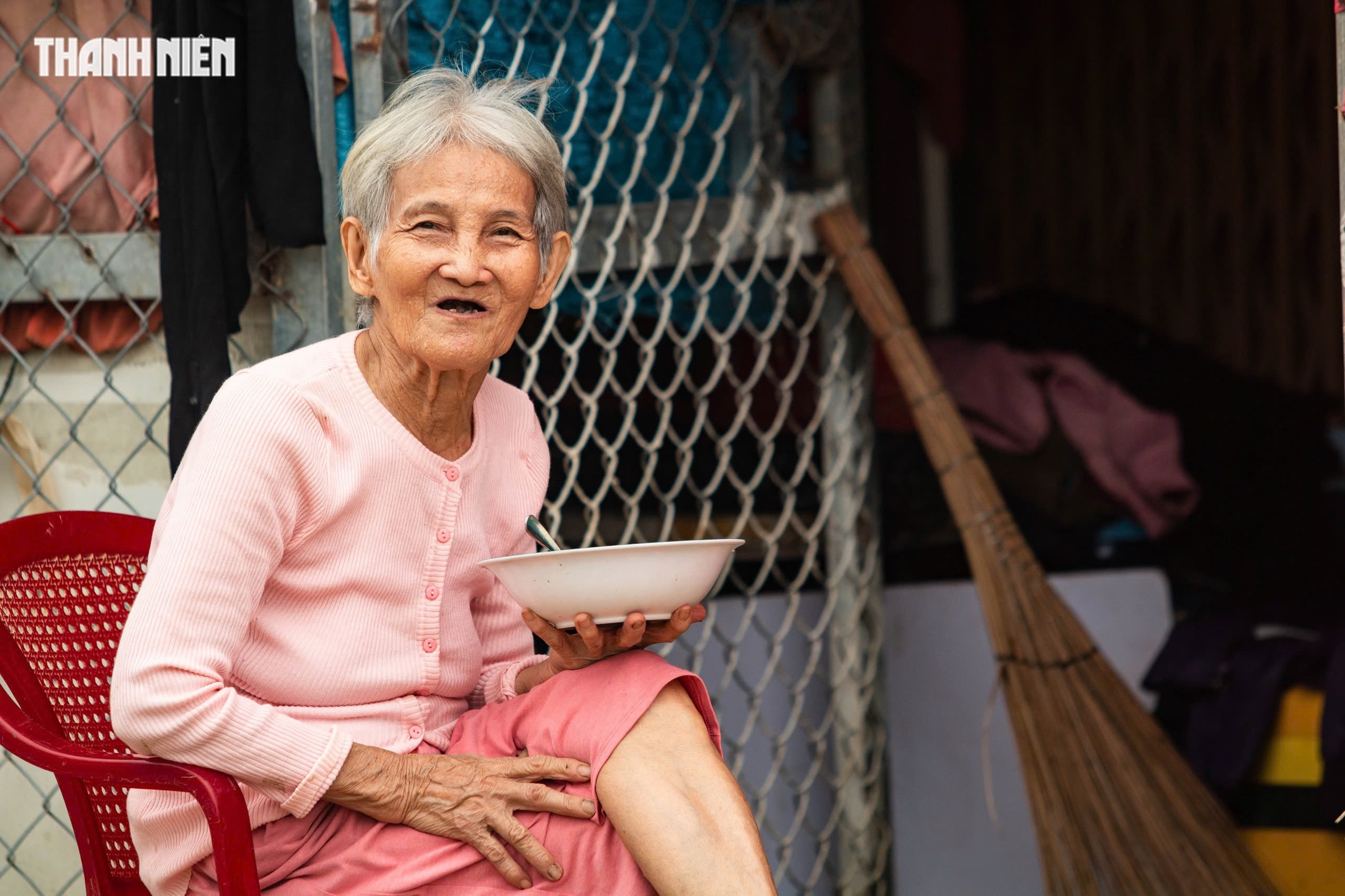 Phú Yên cũ trong cùng một khung cảnh: Ngày lũ và ngày nắng lên - Ảnh 11.