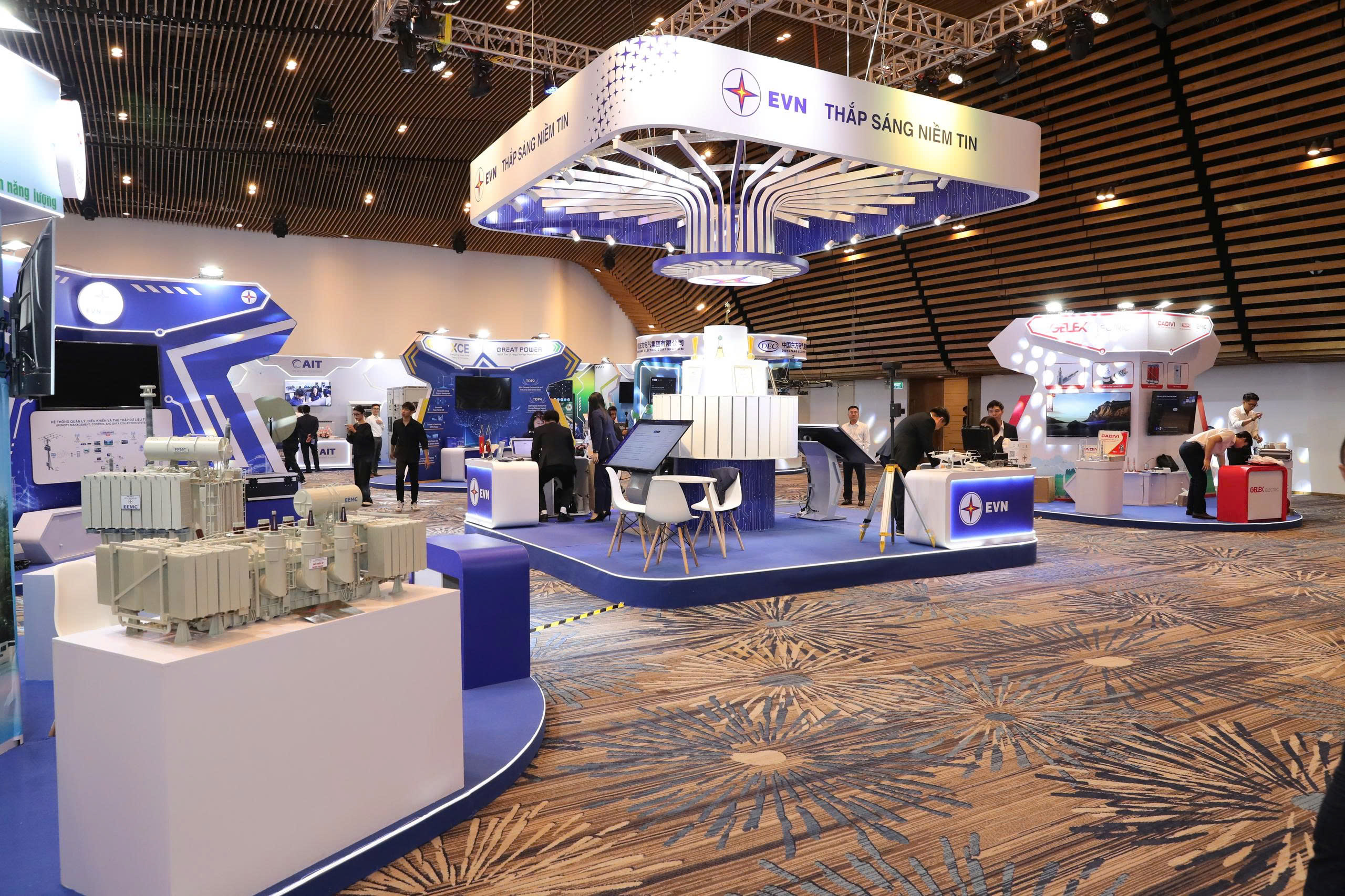 Triển lãm công nghệ quy mô lớn nhất từ trước đến nay của ngành điện Việt Nam- Ảnh 3. Triển lãm công nghệ quy mô lớn nhất từ trước đến nay của ngành điện Việt Nam- Ảnh 3.