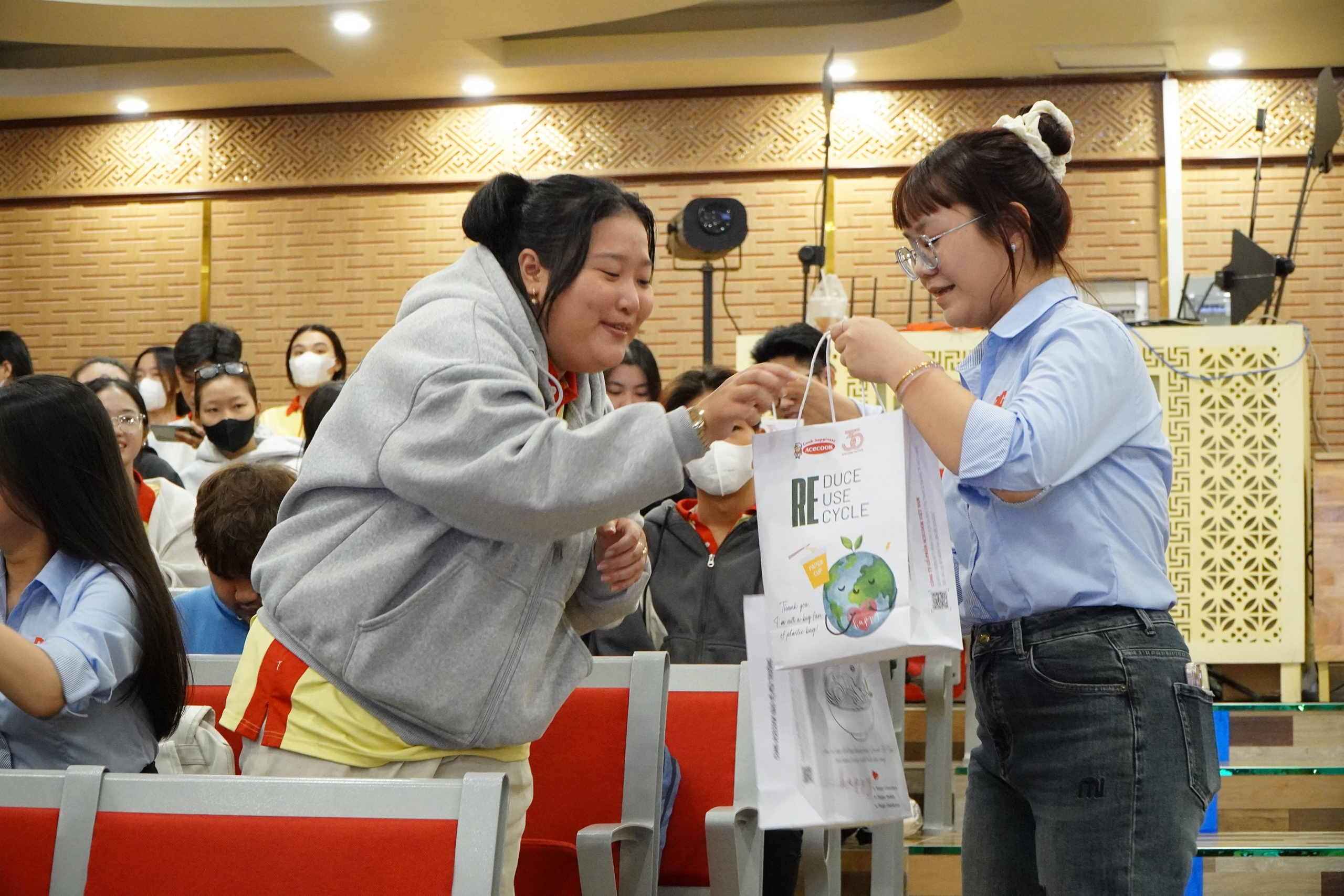 Nhiều sai lầm trong ăn uống của sinh viên, làm sao để cải thiện? - Ảnh 4.