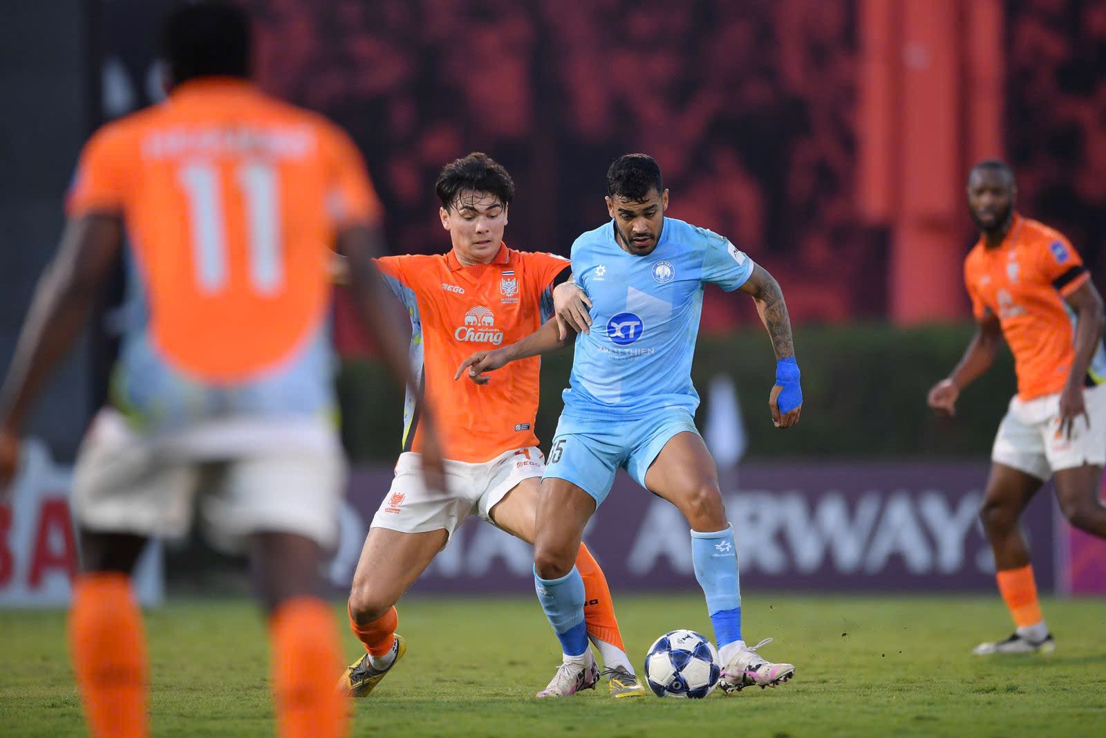 Nam Định thua cay đắng đại diện Thái Lan ở phút bù giờ, hết cơ hội ở châu Á- Ảnh 1.