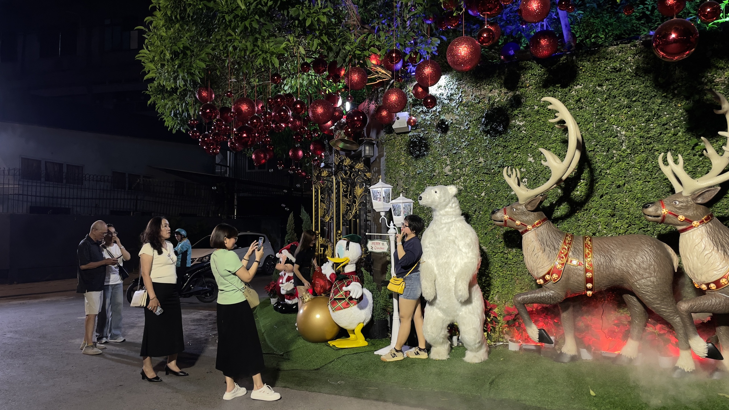 Đ&agrave;m Vĩnh Hưng tiết lộ chỗ ở mới, gi&aacute; trị &ldquo;khủng&rdquo; hơn biệt thự cũ - Ảnh 1.