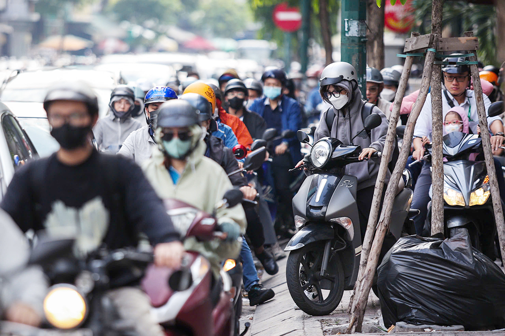 TP.HCM lại 'nóng' chuyện kẹt xe- Ảnh 2. TP.HCM lại 'nóng' chuyện kẹt xe- Ảnh 2.