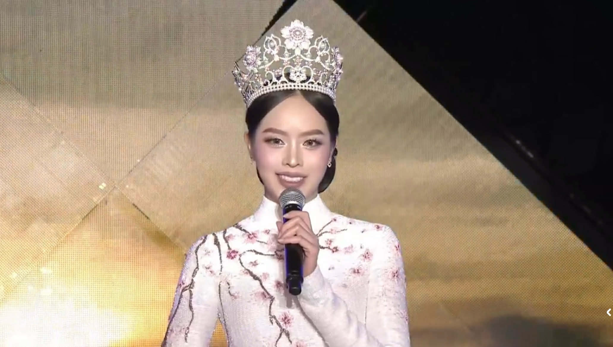 Người đẹp Colombia kế nhiệm Thanh Thủy tại Hoa hậu Quốc tế - Ảnh 4.