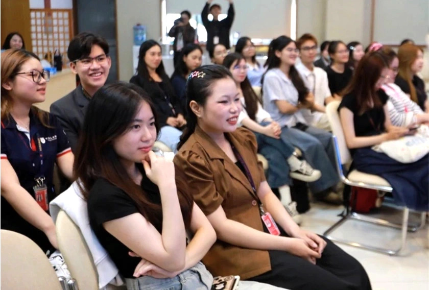 Likestilling mellom offentlige og private skoler i høyere utdanning: Det er behov for et tydelig juridisk rammeverk – Bilde 1. Bình đẳng giữa trường công và tư trong giáo dục đại học Cần khung pháp lý rõ ràng - Ảnh 1.