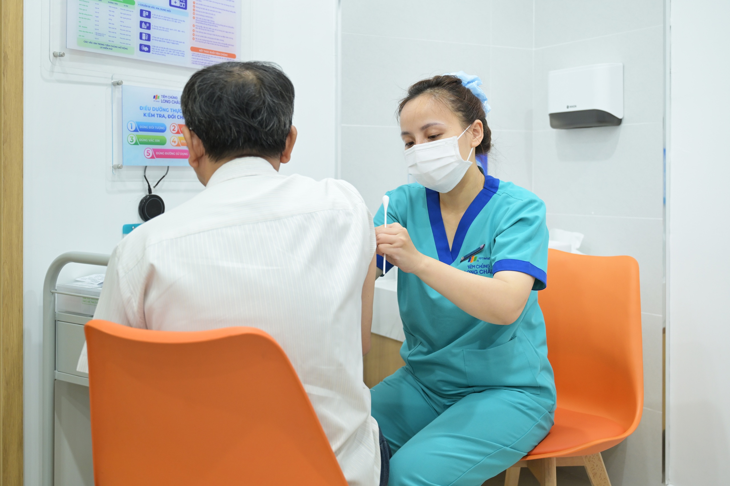 Giải đáp những thắc mắc thường gặp về bệnh cúm và tiêm vắc xin cúm? - Ảnh 3.