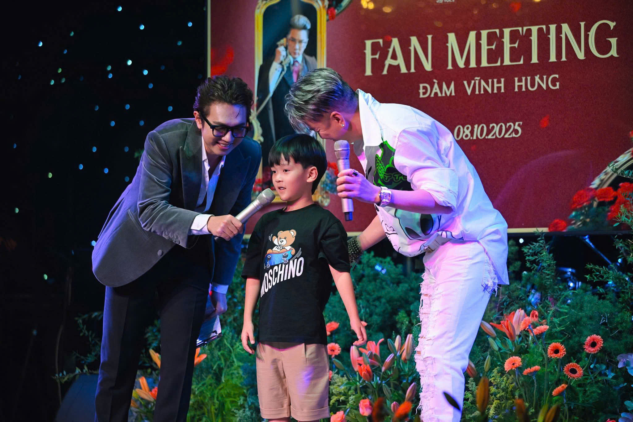 Đàm Vĩnh Hưng: Tôi chấp nhận 'dẹp sạch' show nước ngoài để được gần con - Ảnh 4.