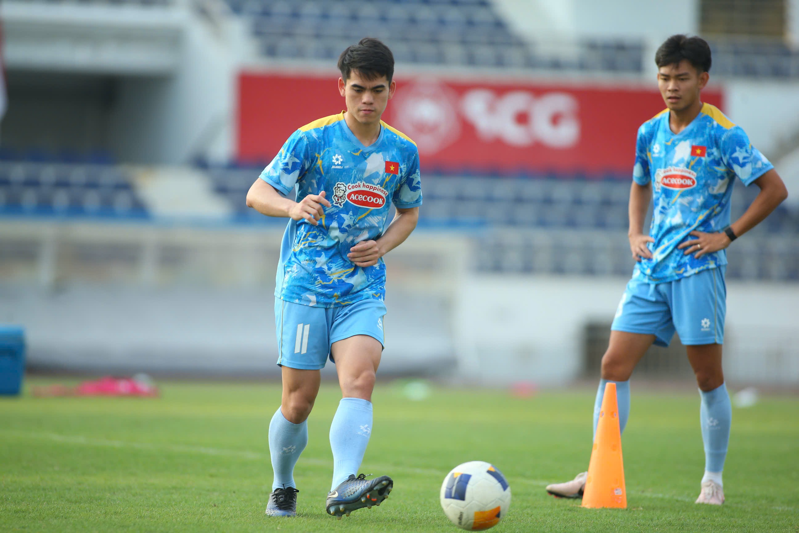 - Photo 12. - Ảnh 12.